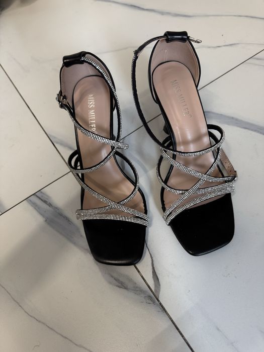 Босоножки 37 размера