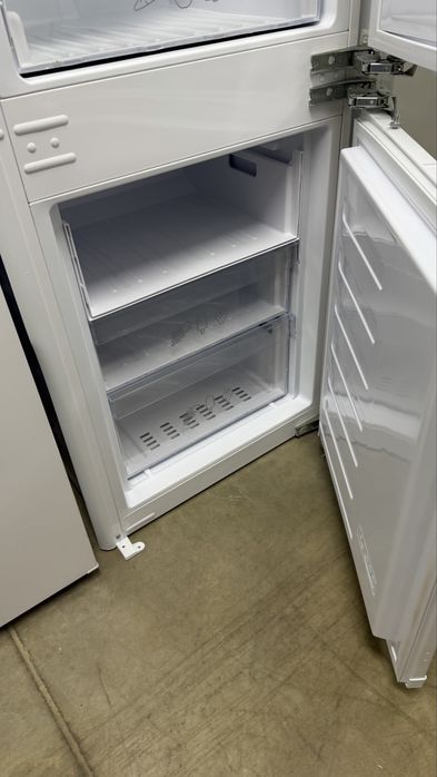 Хладилник за вграждане BEKO  Като нов  Germany Гаранция