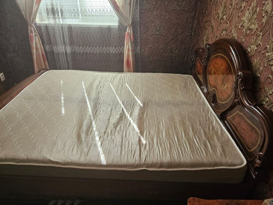 2 спальный кровать
