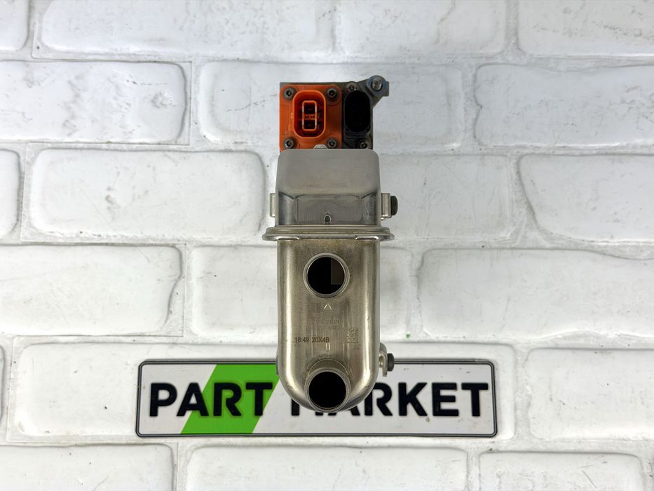 Топлообменник AUDI A6 A7 C8 E TRON Q8 E TRON VW PASSAT B8 3Q0963231E