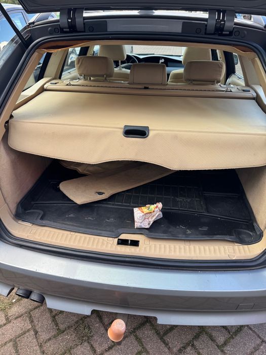 BMW 523i 2.5 бензин 177к.с.