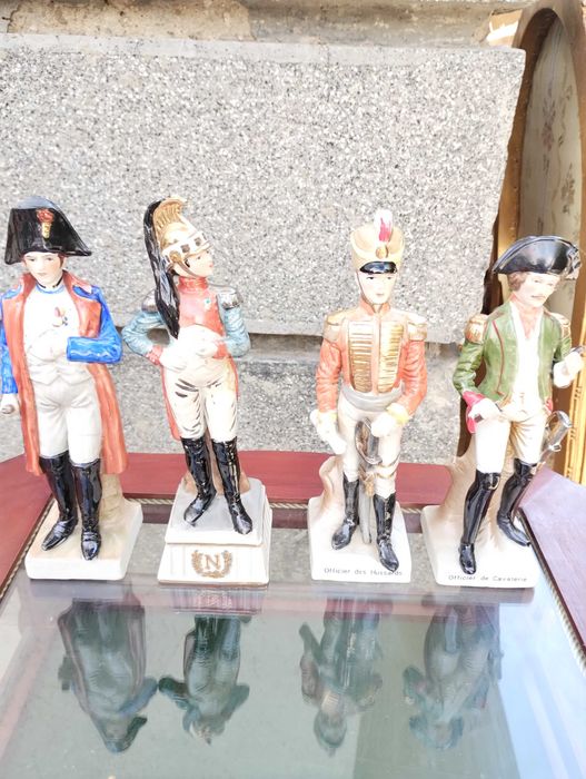 колекция порцеланови войници 10 бр