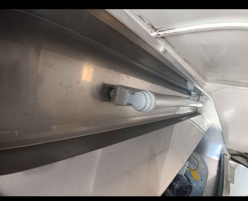 Hota profesionala cu filtre neon și motor,dimensiuni 200cmx80cm
