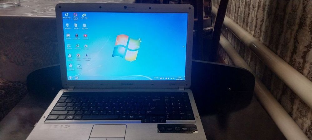 Samsung kampyuter sotiladi