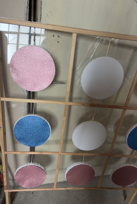 Vand jocul “x si 0” pentru gender reveal