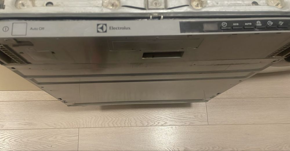 Посудомоечная машина Electrolux