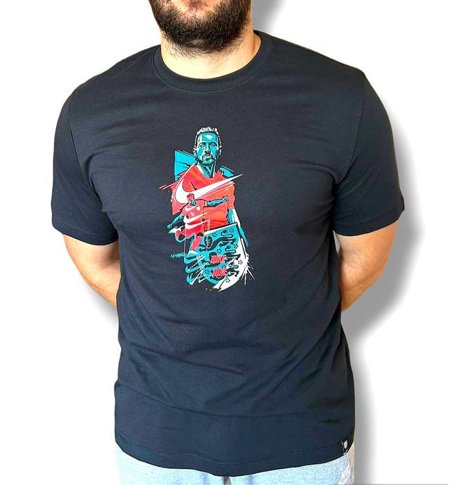 Оригинални мъжки тениски на страхотни цени