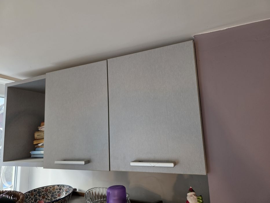 Продавам кухня ъглова