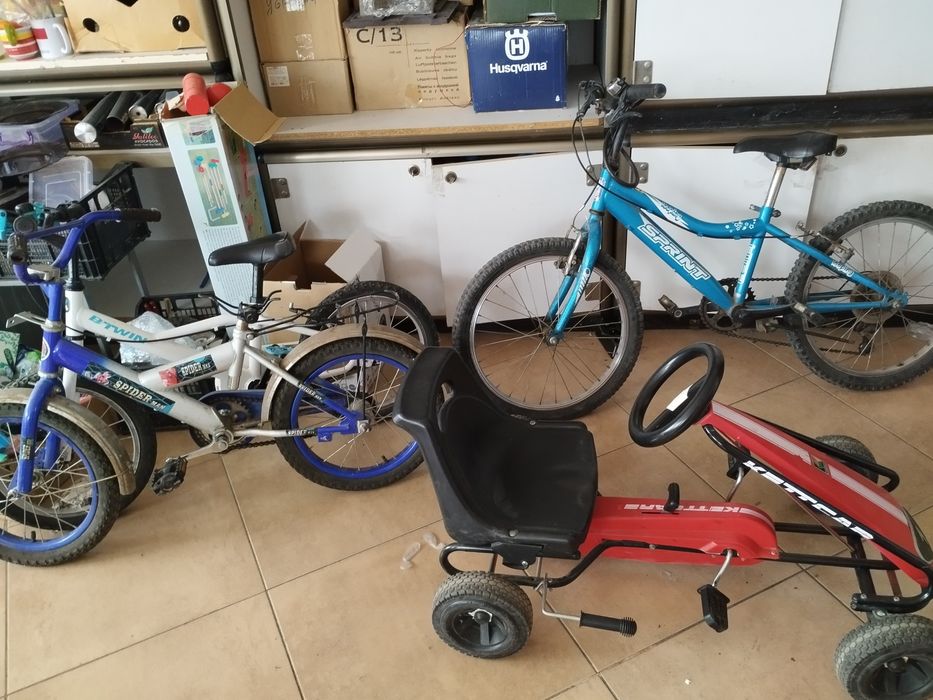 Лот детски велосипеди