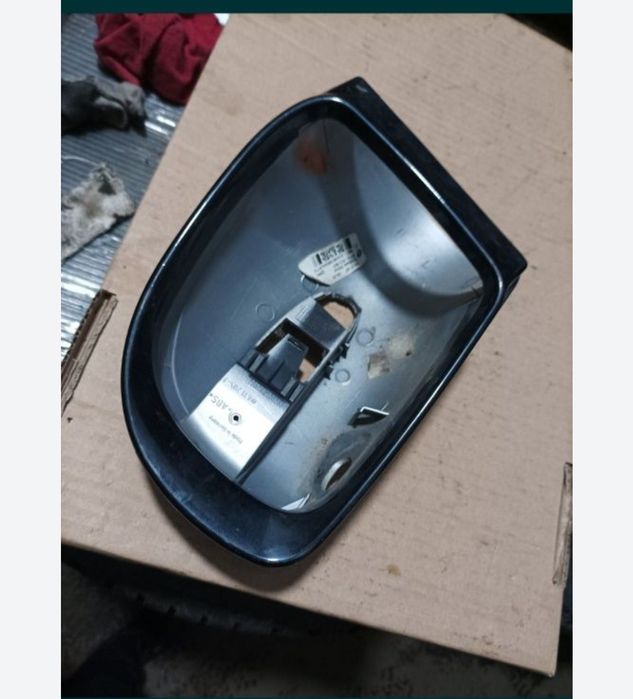 Carcasă capac oglindă,ML GL,accept schimb,asigur expedierea coletului