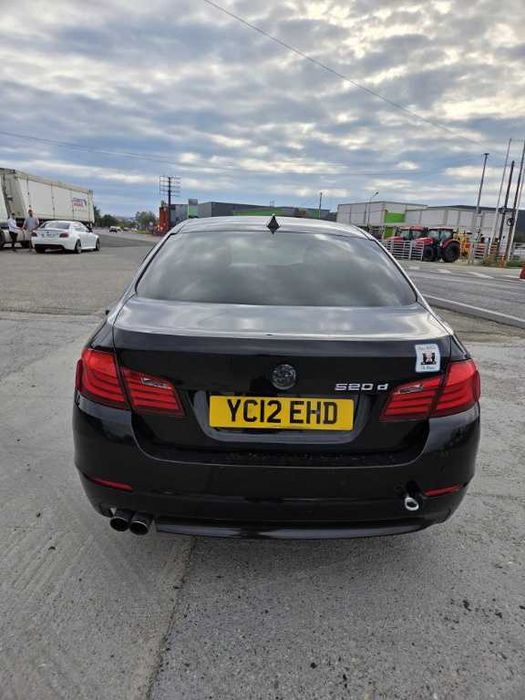 Dezmembrez Bmw Seria 5 F10 2.0 D N47D20C 184cp cutie manuala an 2012 cod culoare BLACK SAPPHIRE METALLIC (475)