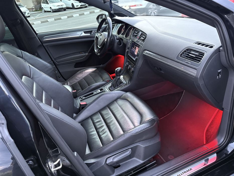 Vw Golf 7 Alltrack 2.0TDI DSG ACC Panoramic LED