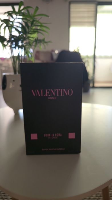 Valentino born in roma intense