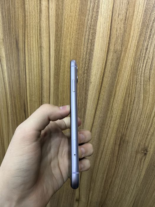 Iphone 11 purple 64 gb 80%