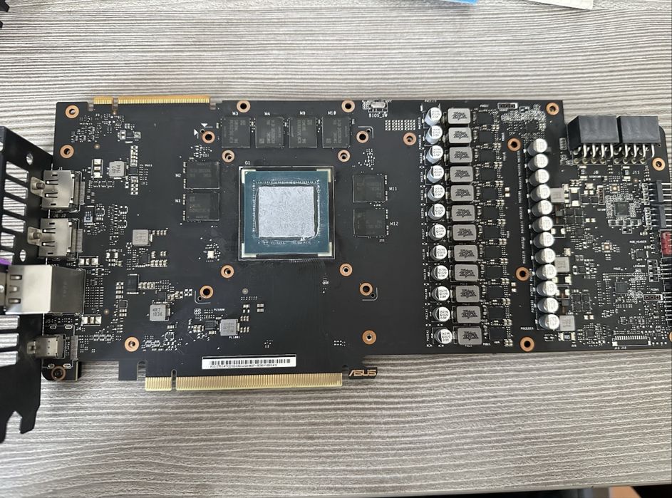 Rtx 2070 super asus rog strix