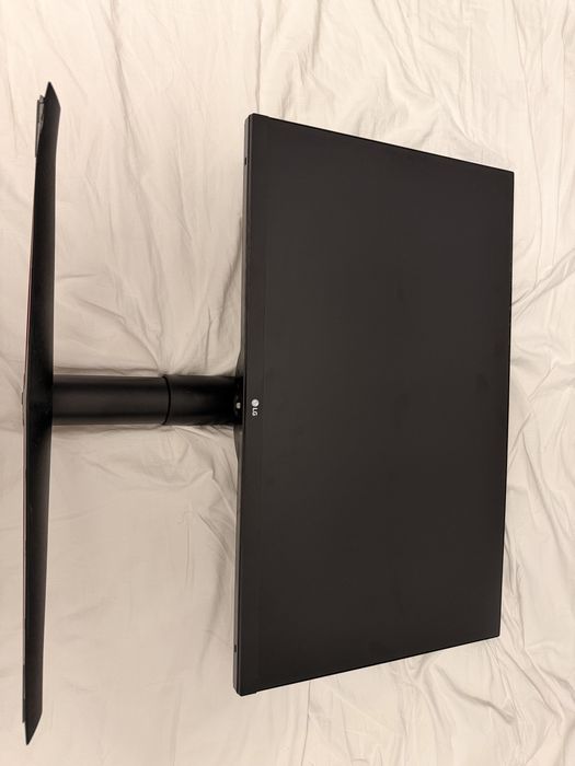 монитор LG Ultragear