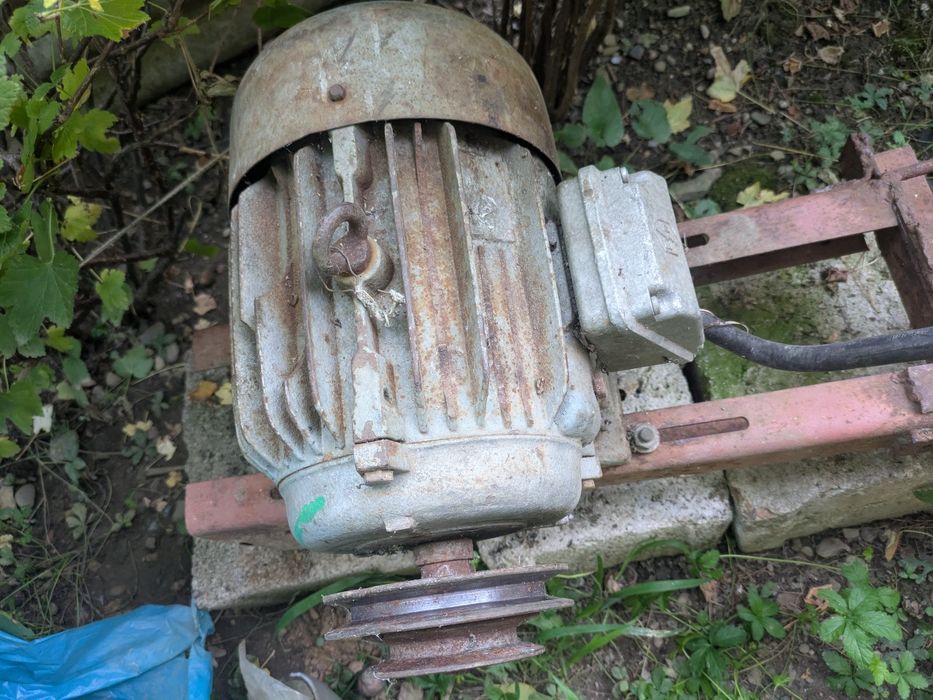 Motor 7,5 kw trifazat