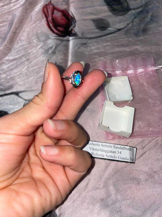 Сребърен пръстен със син опал Австралийски нов