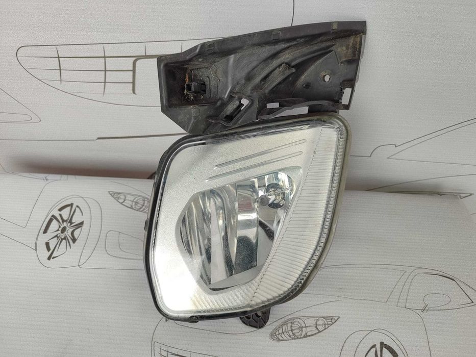Proiector Ceata Stanga cu Suport Bara / Halogen Ford Fiesta MK8 Hatchback 2017–Prezent / Cod OEM H1BB-15A255-AB (5D2)