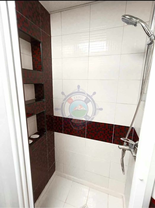 Просторен апартамент 115кв в К.К. Чайка