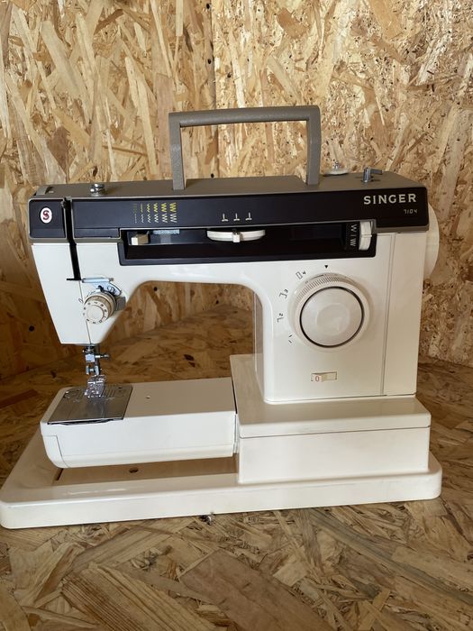 Masini de cusut singer /privileg