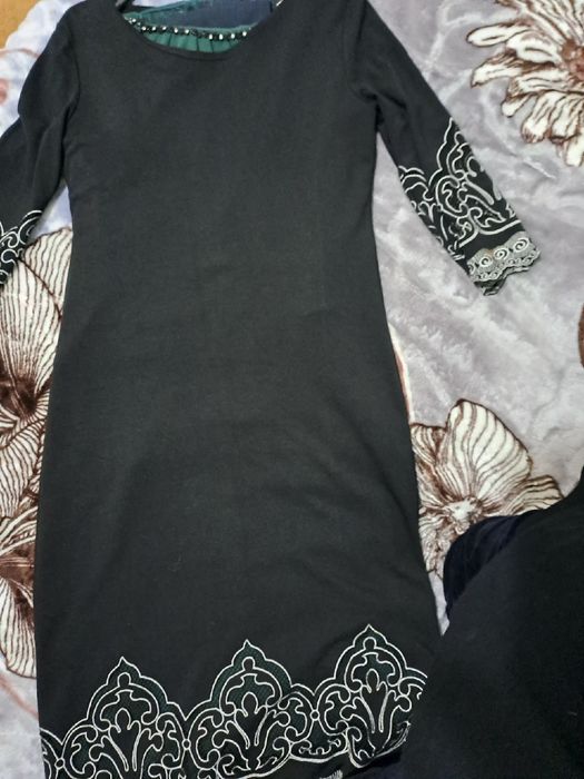 черный трикотаж. платье