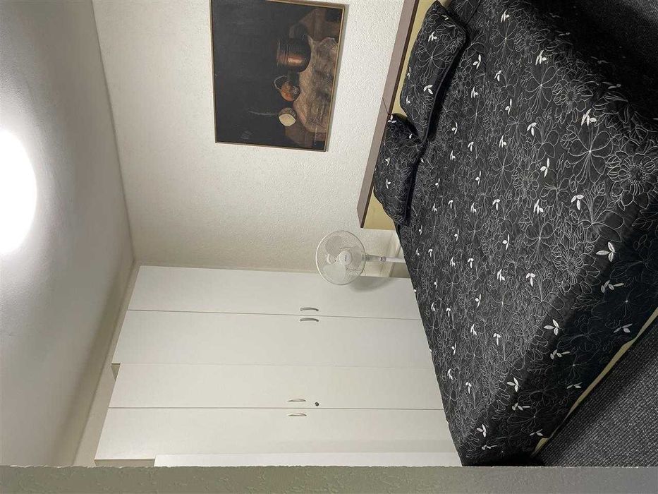 Дава се под наем Двустаен апартамент в Бургас, Меден рудник - зона А - 60 кв.м за 153 € - Снимка #2