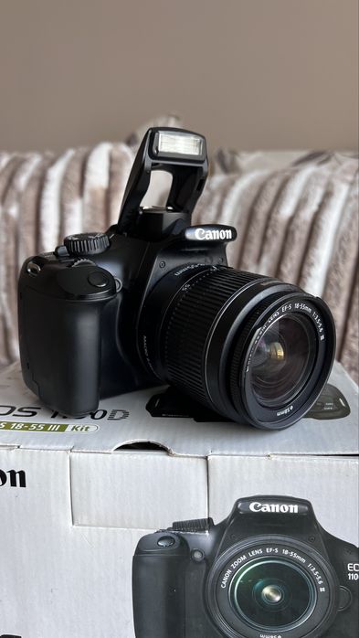 Canon EOS 1100D + обектив 18-55