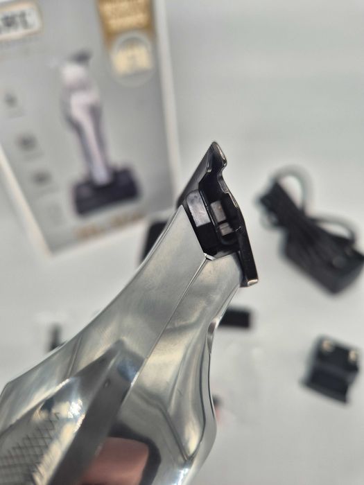 [OFERTA]Masina de contur Wahl Hi-Viz Li-Ion Cordless