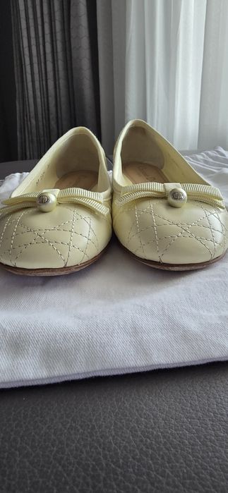 Оригинални дамски пантофки марка DIOR !