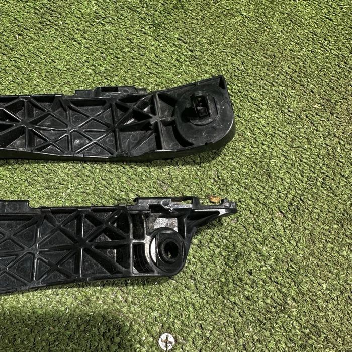 Крипленип Toyota Rav4