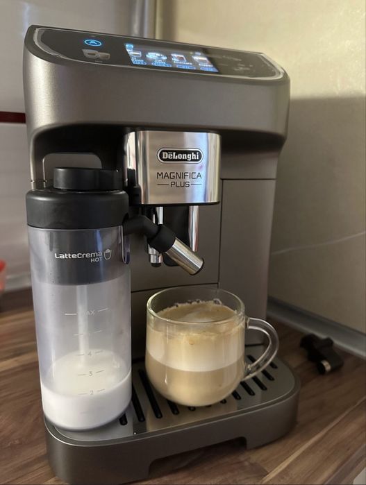 Kofemashina Delonghi