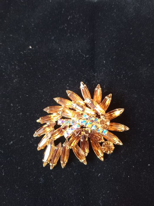 Брошки Чехословакии АБ