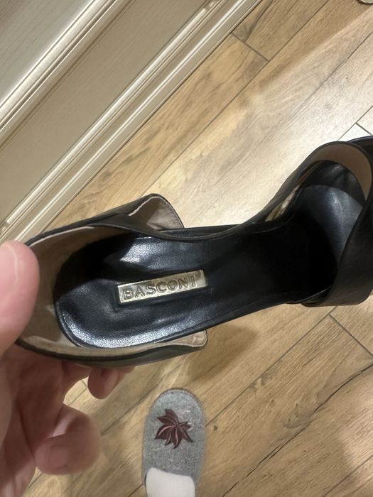 Туфли от basconi