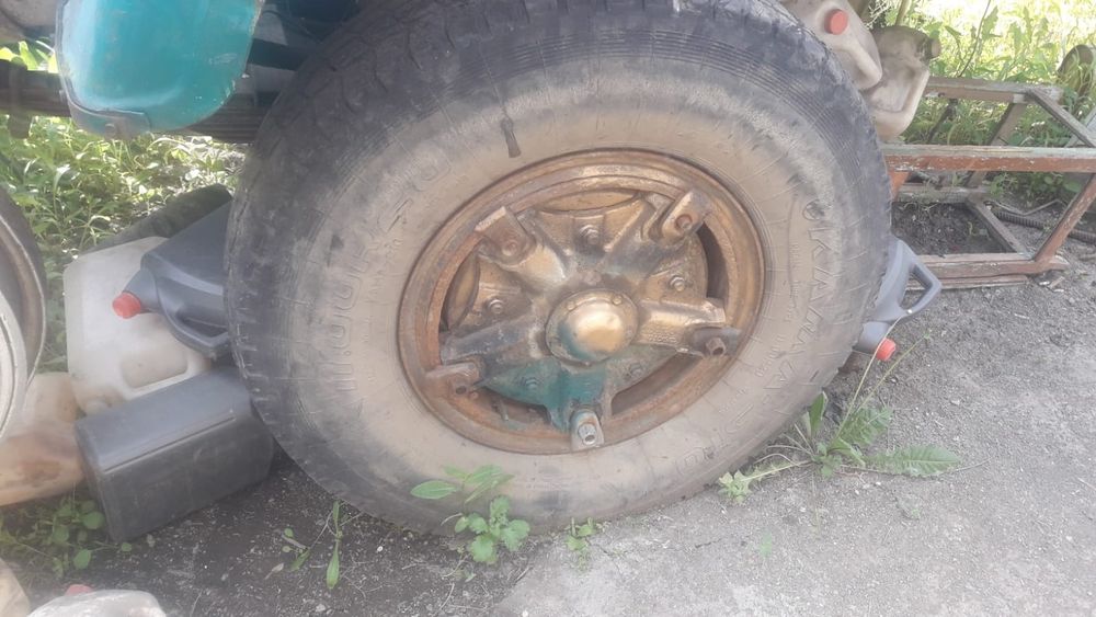 Продам запчасти Зил 130