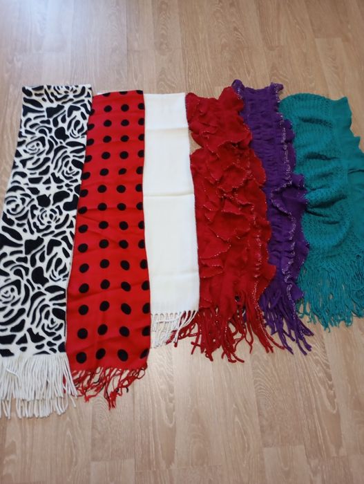 Продам новые палантины. Цена 1000 тг.