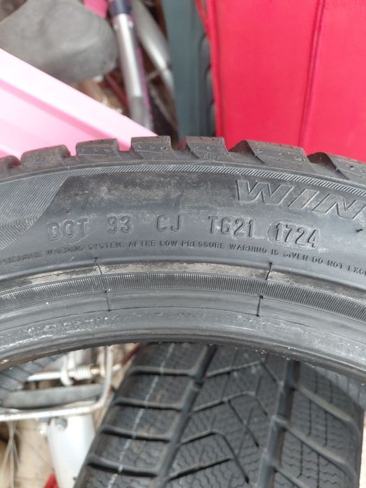 Vand 2 pirelli folosite 50 km