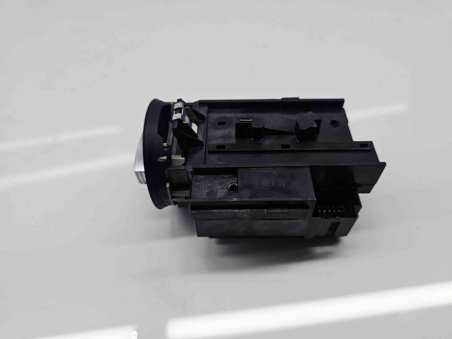 Contact cu cheie  Volkswagen Passat B7 (362) [Fabr 2010-2014] 3C09058