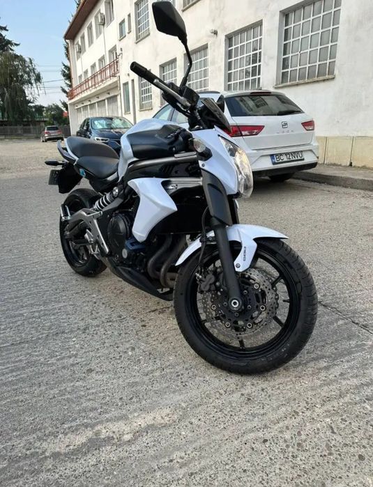 Vând Kawasaki ER6N cu abs