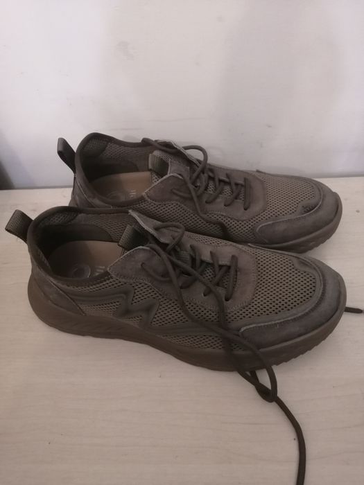 Кроссовки 43р,д/с