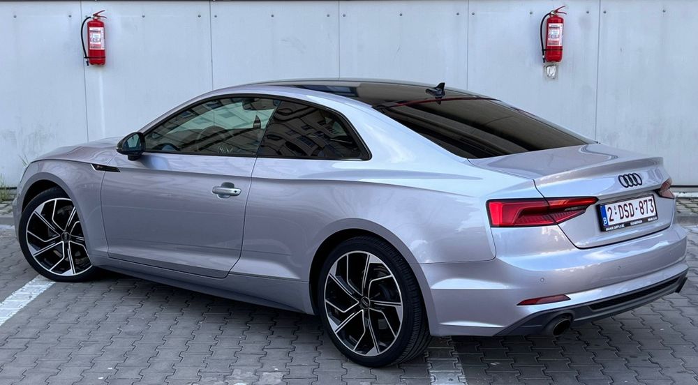 Vând Audi A5 2017 S-line 190CP Coupe