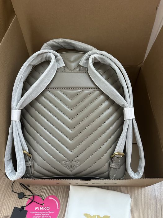 Чисто нова раница PINKO в сив цвят