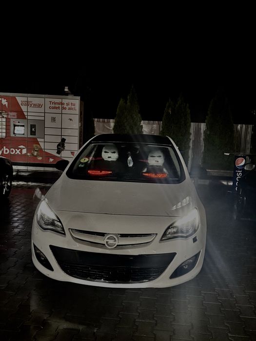 Opel astra j 2012