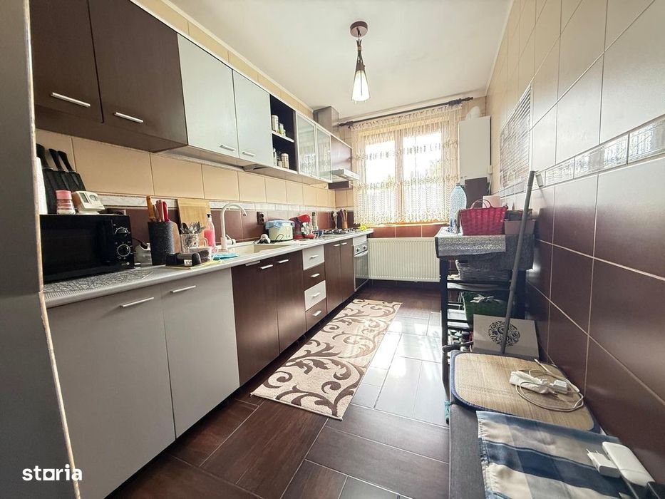 Apartament in casa Sinaia, zona Platoul Izvor