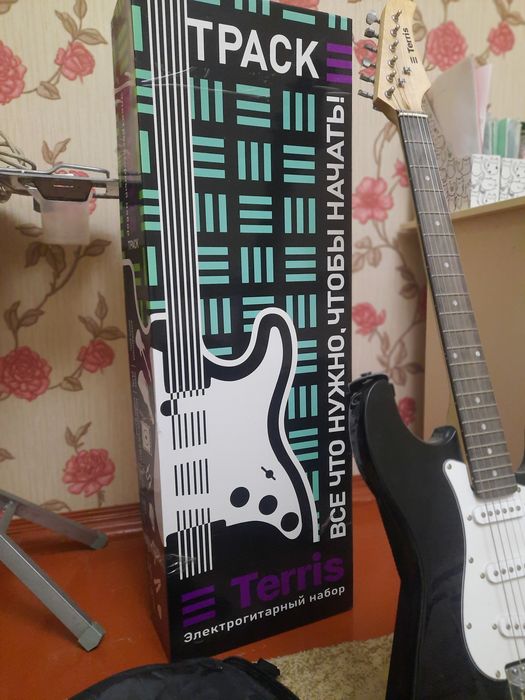Электрогитара полный комплект новый
