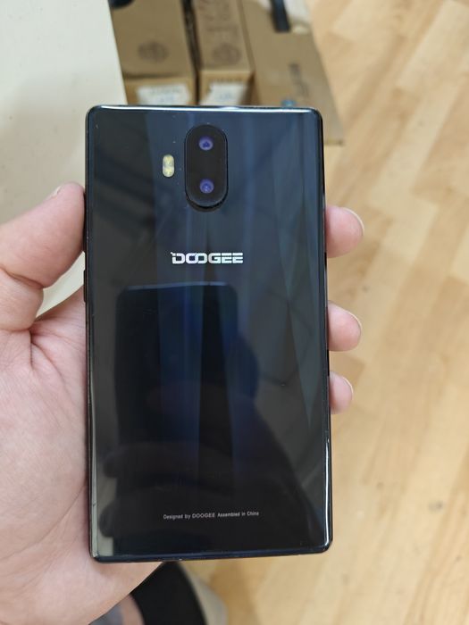 Doogee телефон 16гб