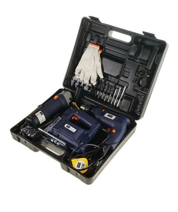 Набор электроинструментов в кейсе