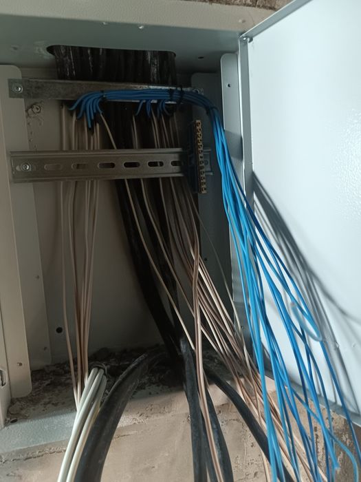 Электрик 380в 220в