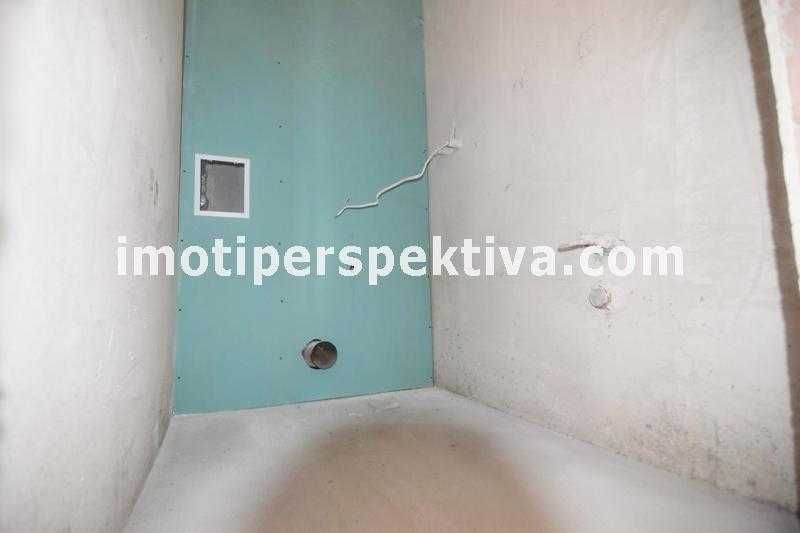 Продава се Тристаен апартамент в Пловдив, Кючук Париж - 106 кв.м за 969 €/кв.м - Снимка #4