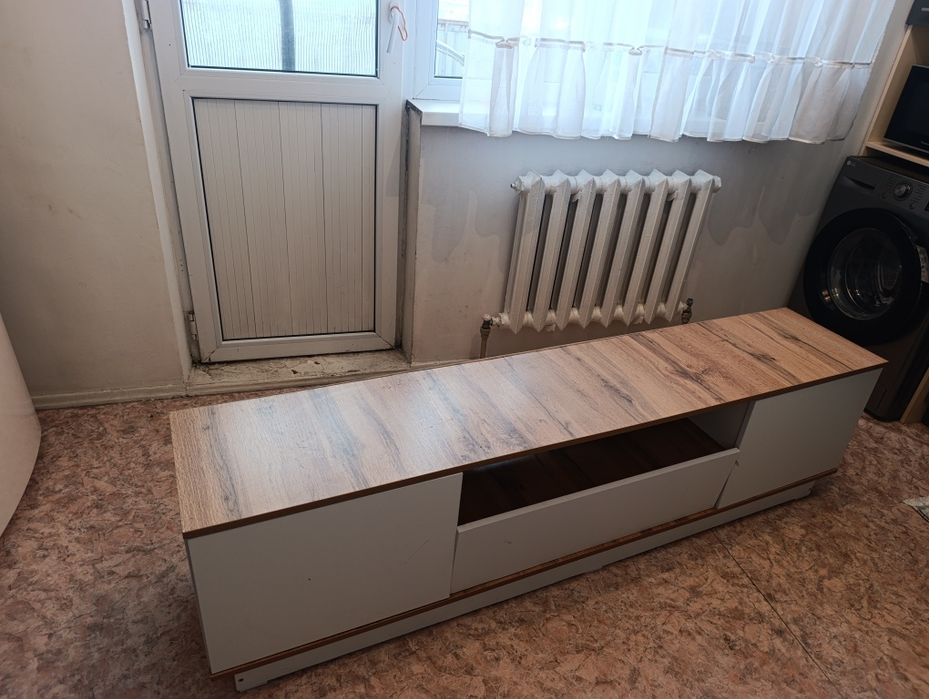 Тумба под телевизор